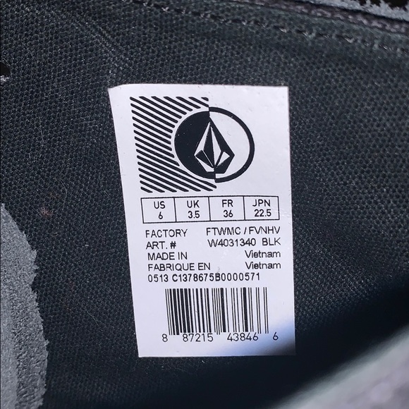 Volcom Women’s Buzz Fashion Hightop Sneakers - Picture 6 of 6